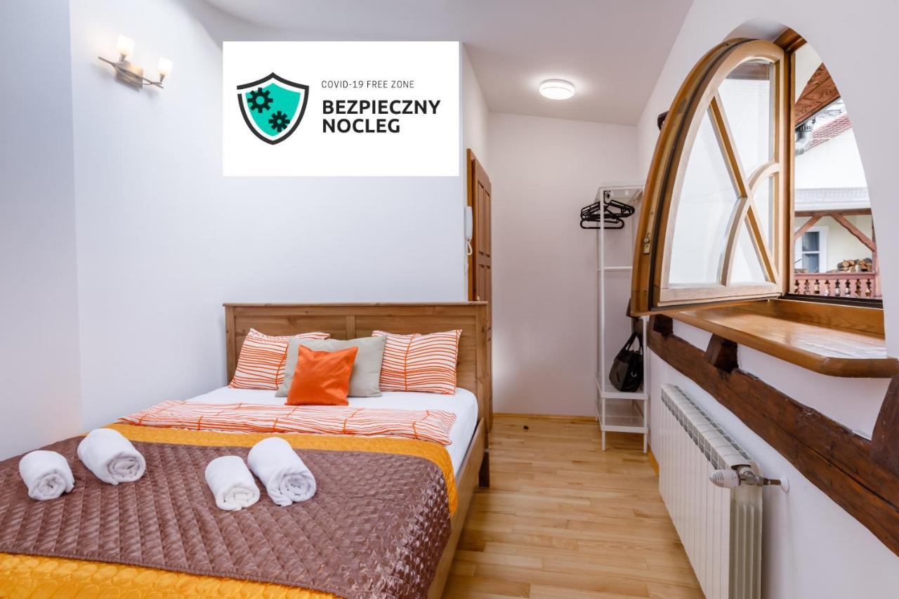 Ok Main Square Apartments Cracovia Esterno foto